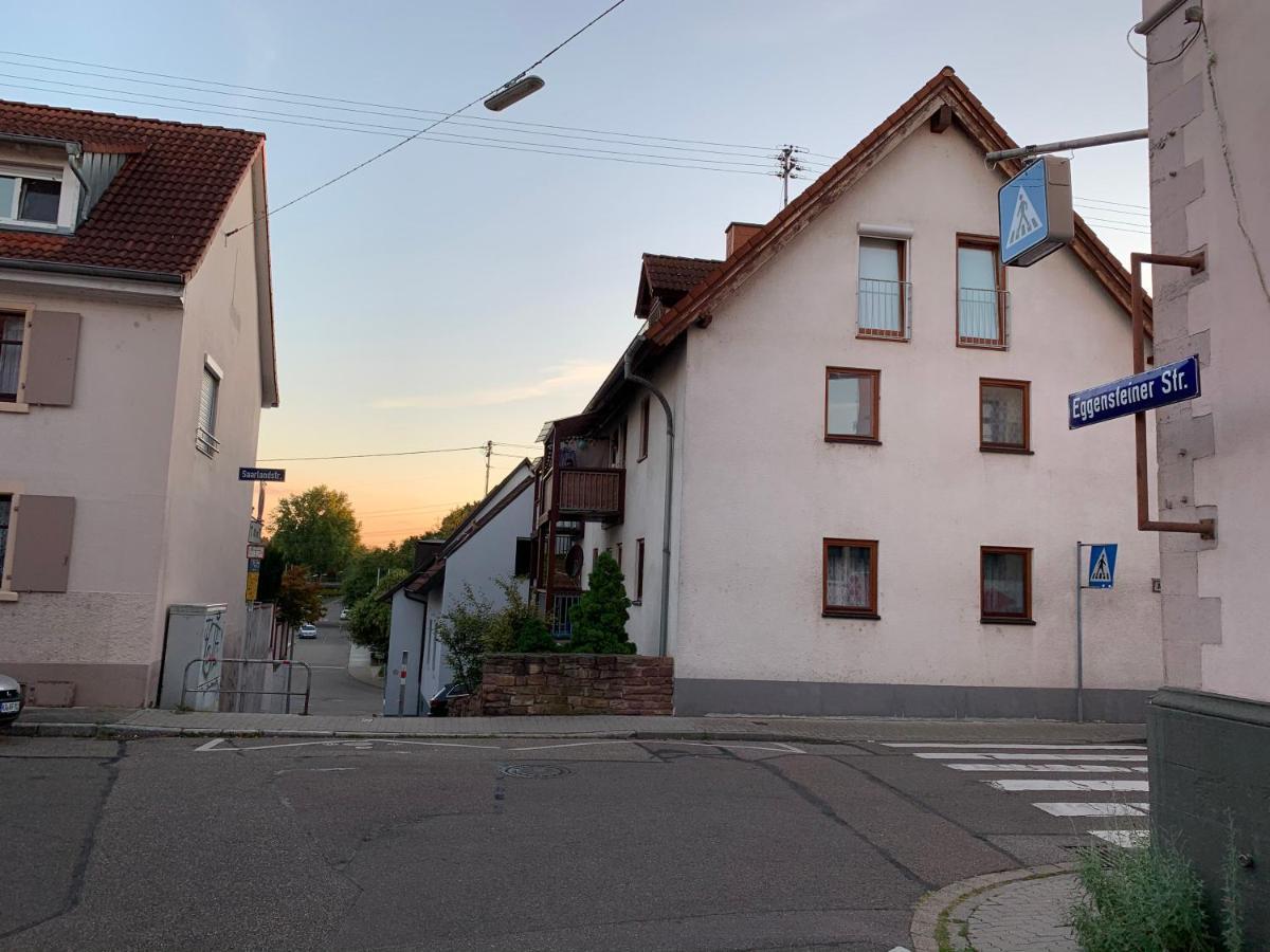 Fachwerkhaus In Ruhiger Altstadt By Rabe - Free Netflix & Eigene Terrasse Karlsruhe Exterior foto